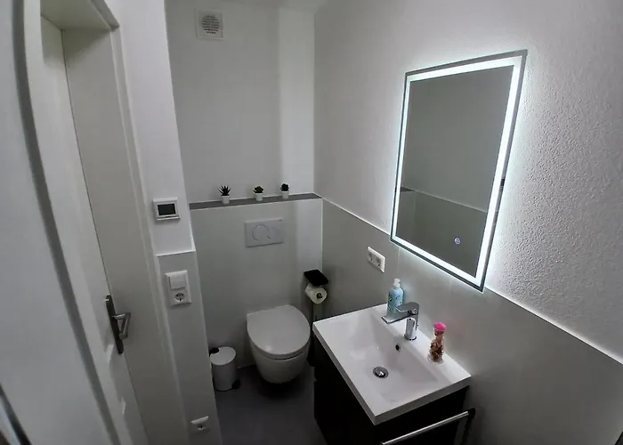 City Hub Room 27