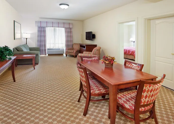 Country Inn & Suites By Radisson, Tifton, Ga