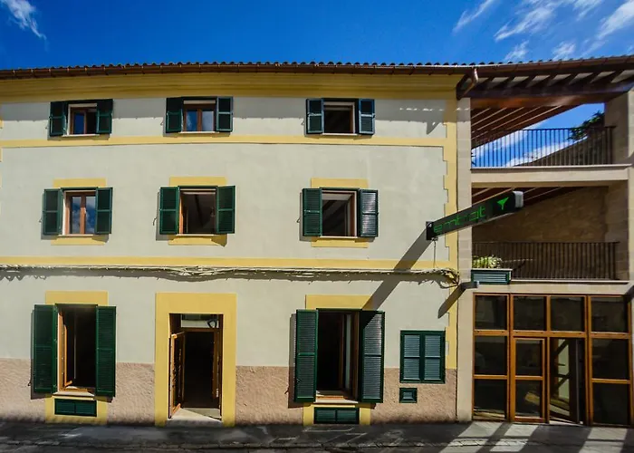 Embat - Hostel