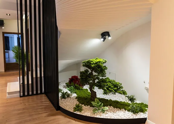 Hotel Velaris