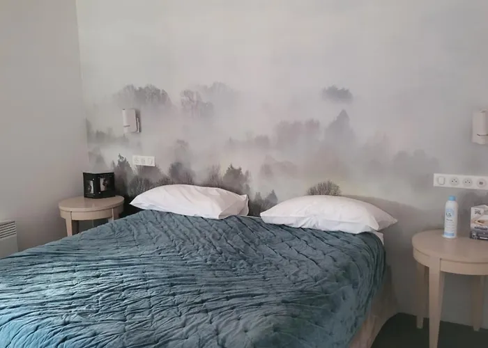 Bomotel