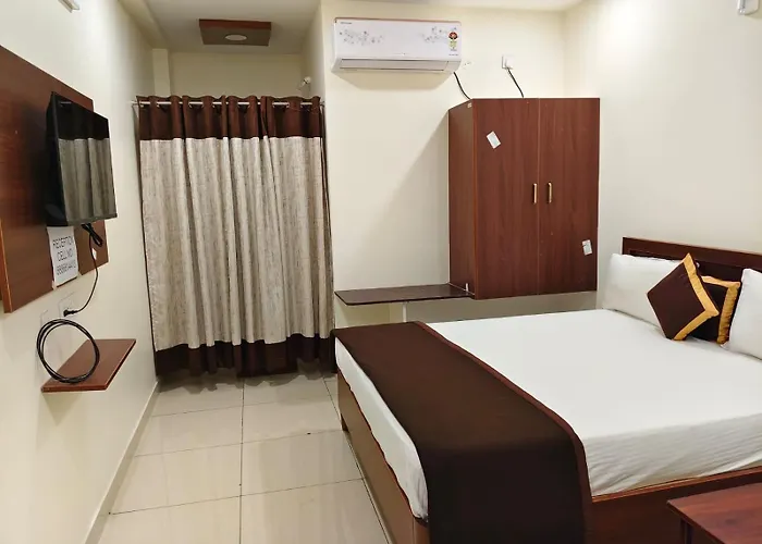 Hotel Kk Grand
