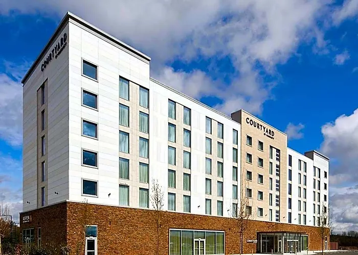 Courtyard By Marriott Sheffield