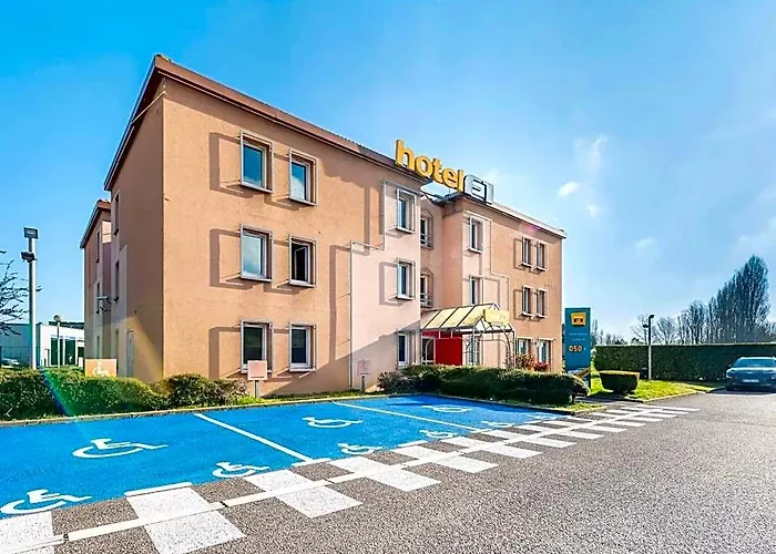 Hotelf1 Lyon Bourgoin-Jallieu