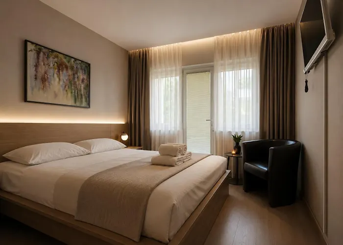 Hotel - Pension Vesta