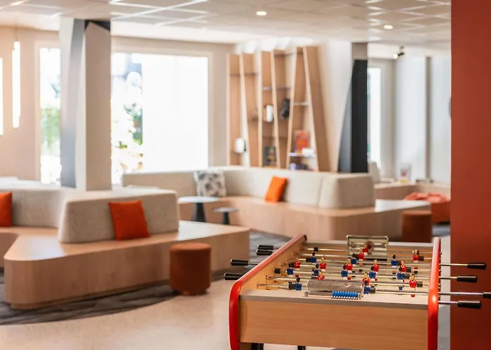 Ibis Styles Lyon Gorge De Loup Saphir