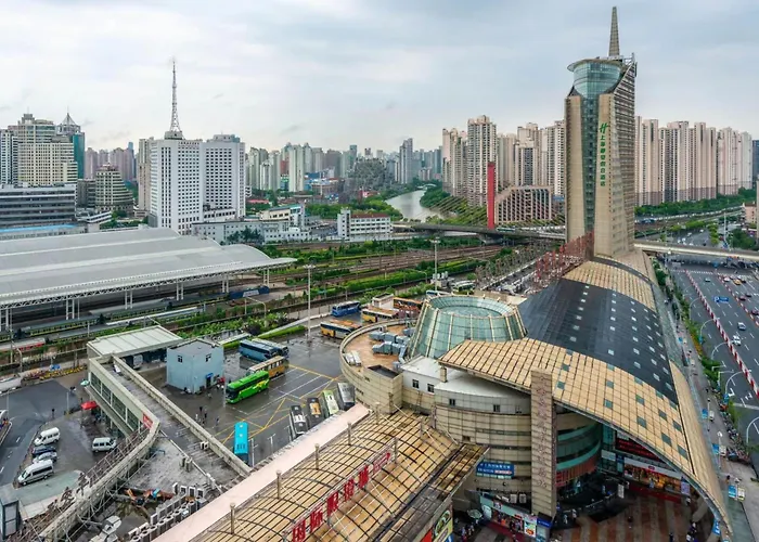 Holiday Inn Shanghai Jing'An