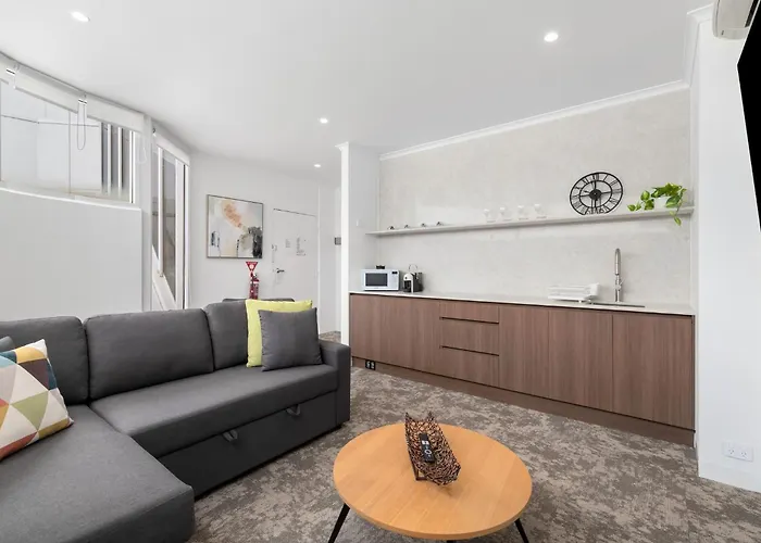 Ciloms Airport Lodge Melbourne Airport