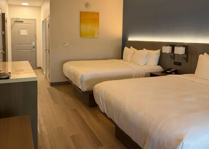Comfort Inn & Suites Concord - Kannapolis