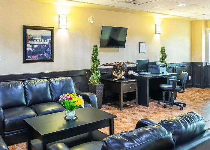 Comfort Inn & Suites Edson - Yellowhead Highway