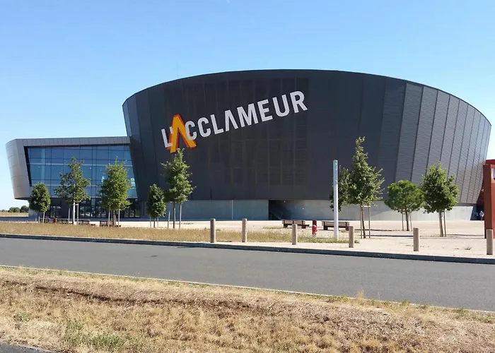 Ibis Budget Niort - La Creche