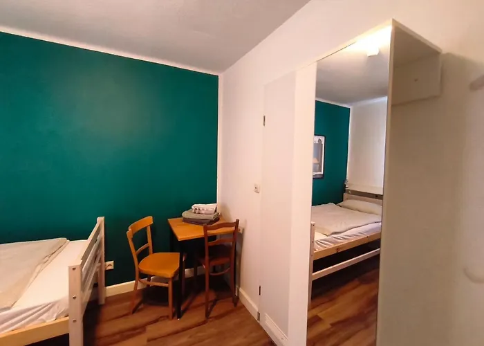 Hostel 45