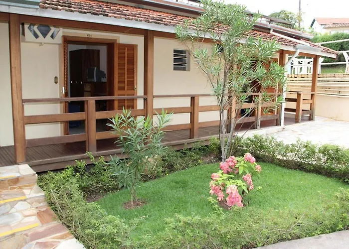Avenida Charme Hotel