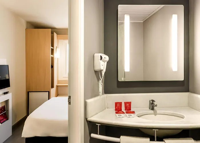 Ibis Marilia