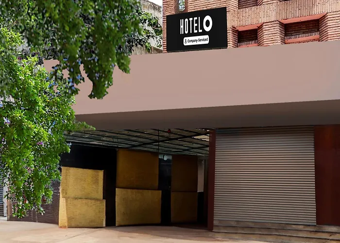 Super Hotel O Suryabagh Near Jagadamba Theater