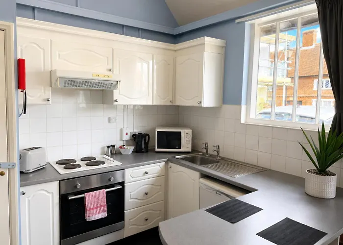 The Crown Pub & Hotel
