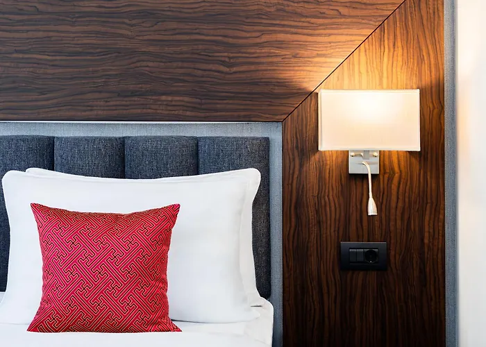 Ramada Hotel & Suites By Wyndham Yerevan