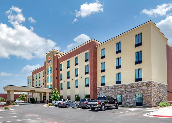 Comfort Suites Midland West