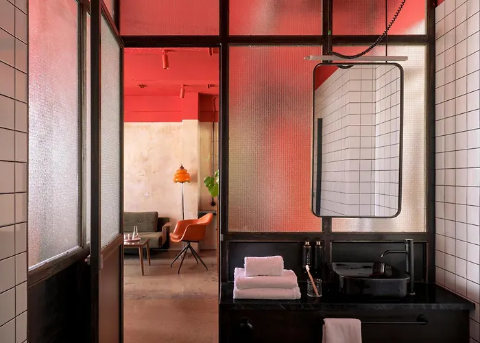Max Brown Hotel Downtown Part Of Sircle Collection Formally Known As Dave Red Atene