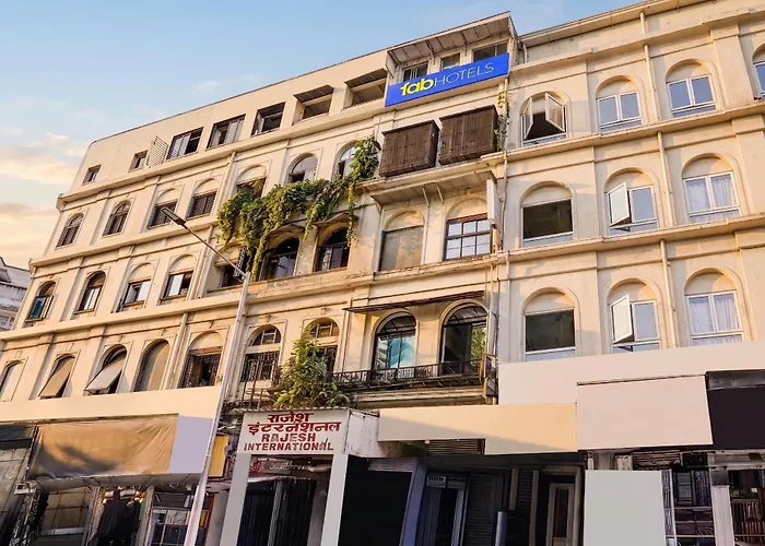 Fabhotel Blue Light Mumbai