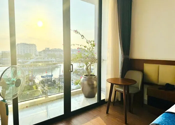 Ha Long Land Hotel