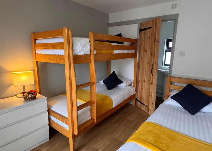 Elemental Surf Lodge