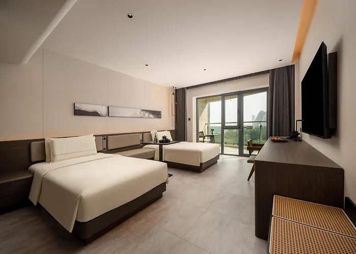 Atour Hotel Qinhuangdao Xiangxi Sea