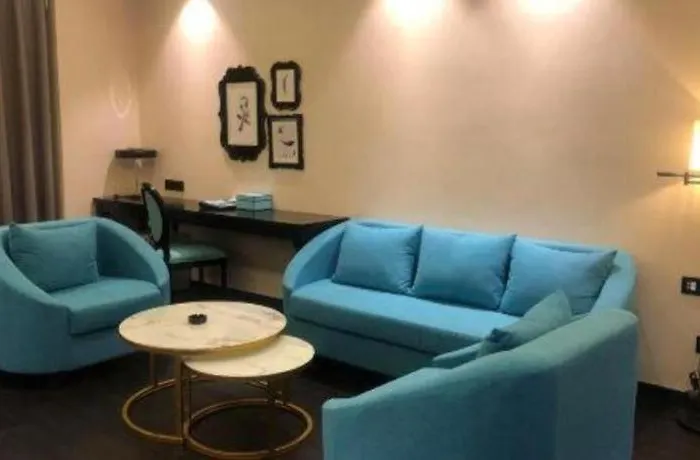 Xana Hotelle Yining Airport Road Jinwuyuan