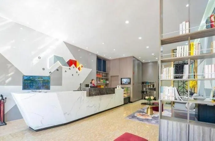 Borrman Hotel Yuxi Yuxing Road