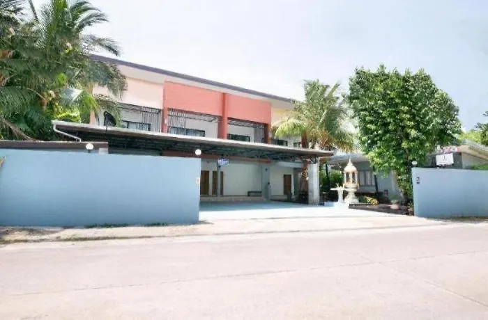 Oyo 732 Juthamas Hotel
