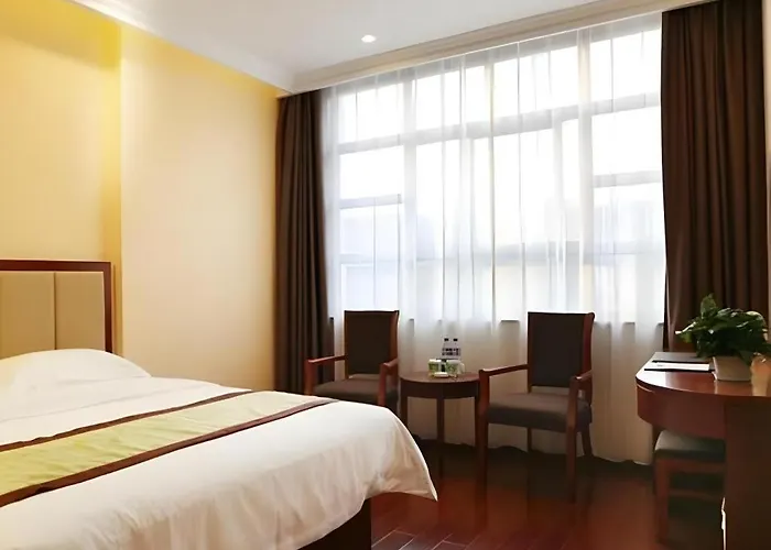 Greentree Inn Hanzhong Railway Station Beiyihuan Road Express Hotel