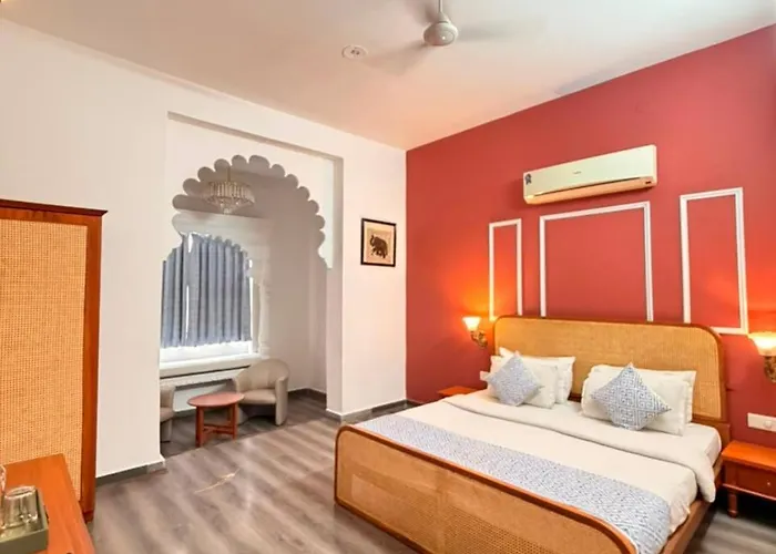 Footprint Luxe - A Boutique Hostel Near Lake Pichola