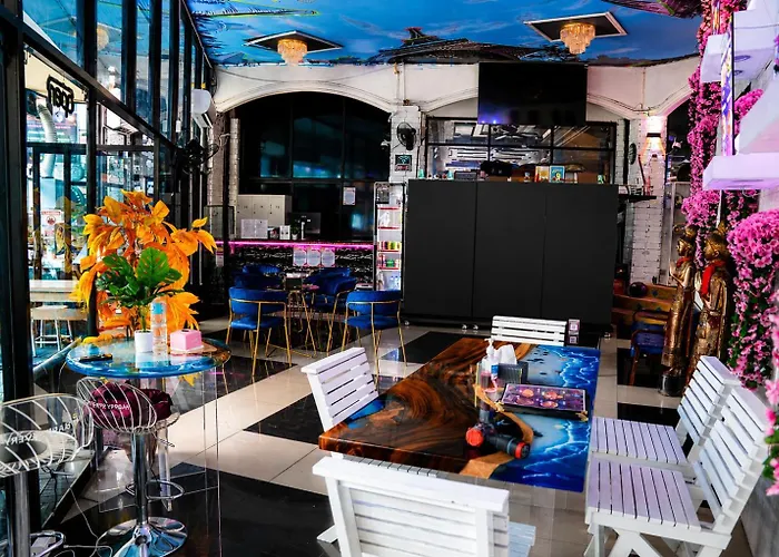 Hangover #1 Hostel Patong
