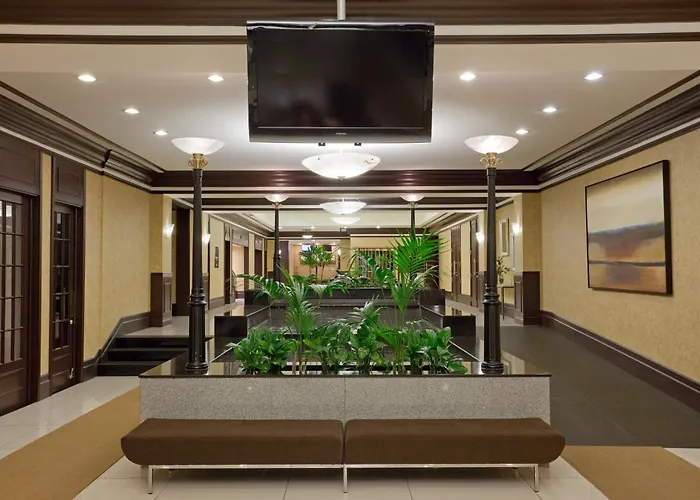 Armon Plaza Montreal Airport