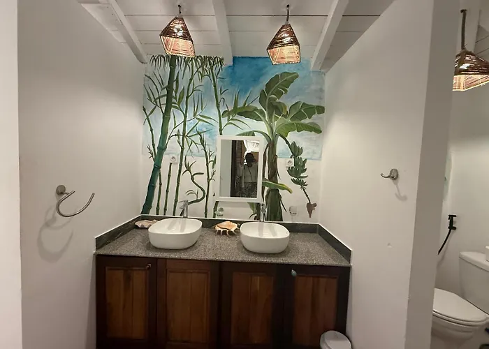 Chez L'Avocatier