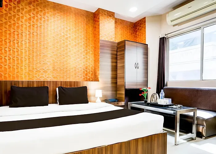 Hotel Swarat By Trustay
