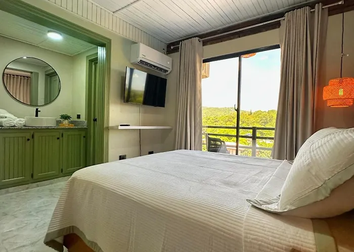 Altura525 Hotel