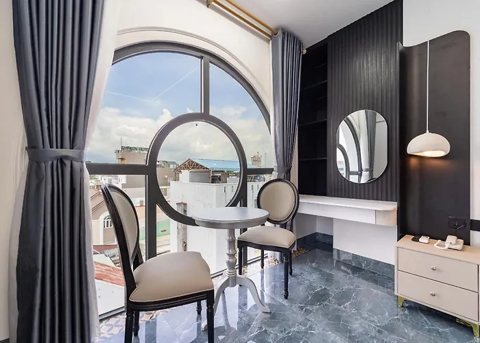 Diamond Hotel
