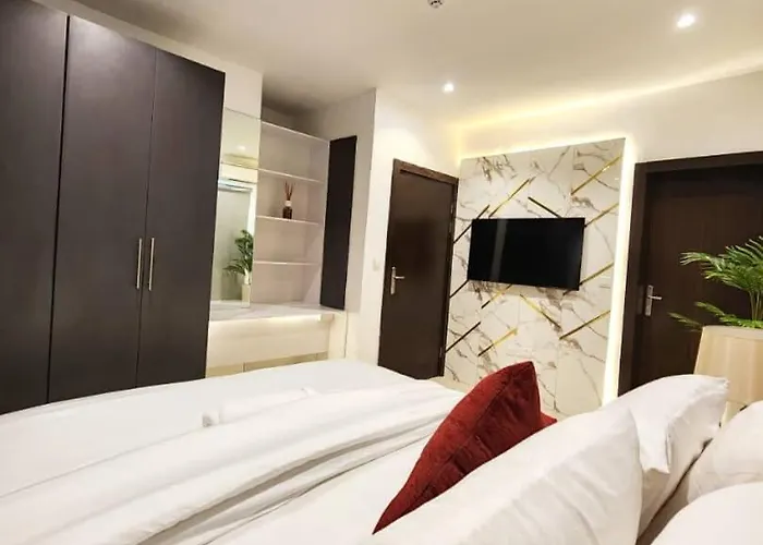 Rivona Hotels & Suites