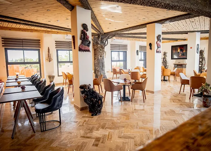 Hotel Paradise Kma