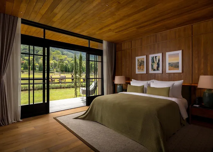 Sanctoo Hill