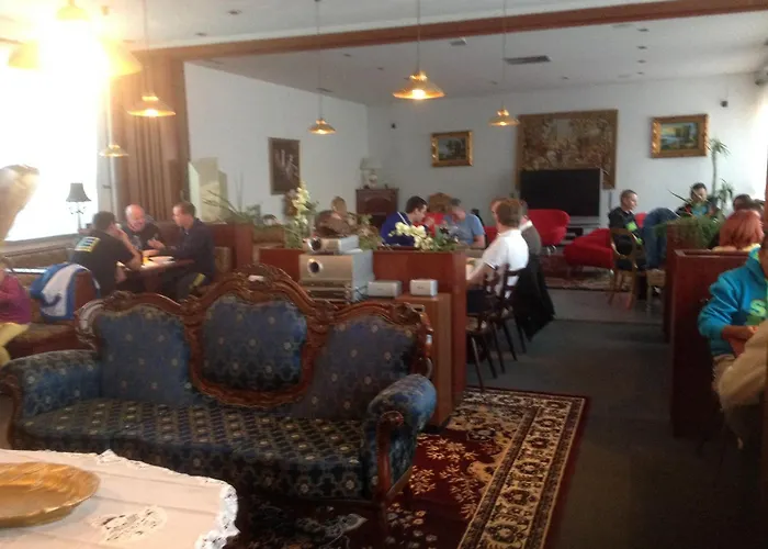 Hostel Zimmervermietung Minimum 7Tage Langzeitmiete Monat 590E