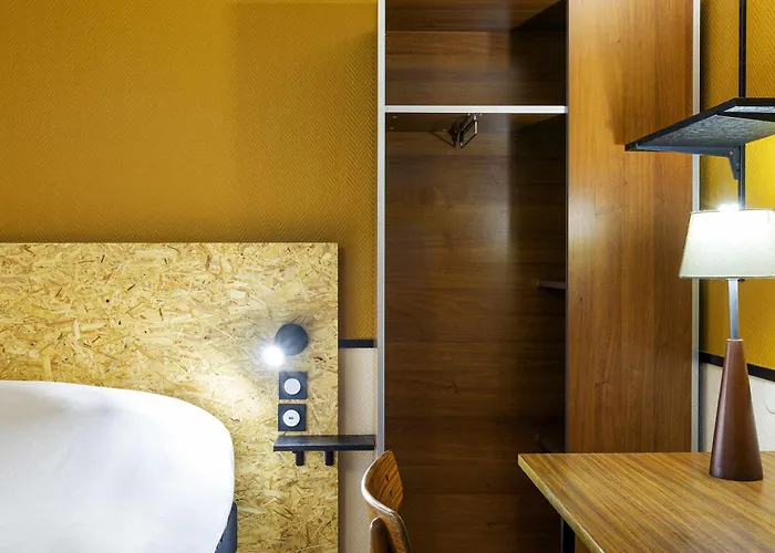 Greet Hotel Villeneuve La Garenne - Renove