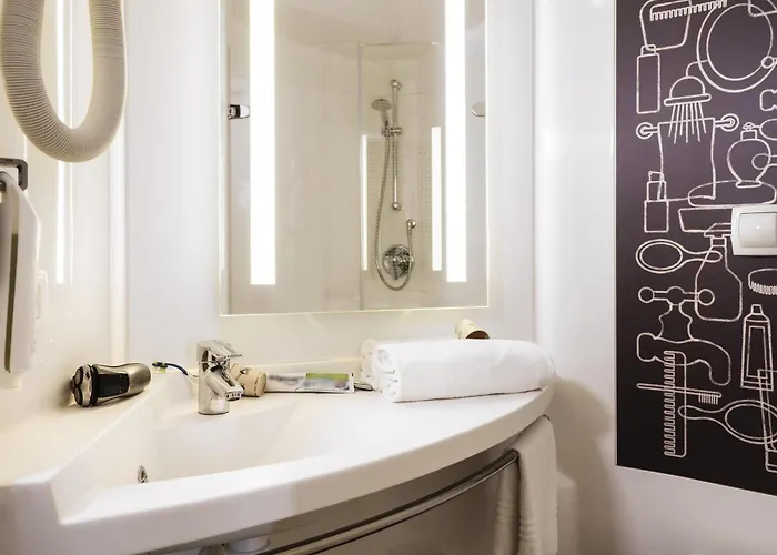 Ibis Cannes Mandelieu