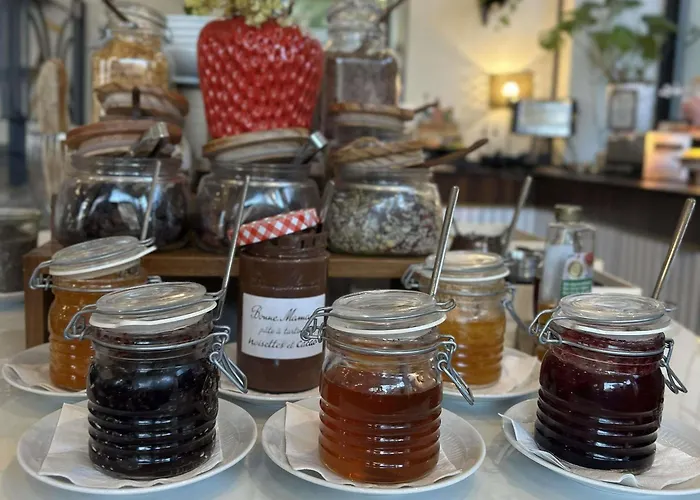 Hotel Plaza Biarritz Plage - Handwritten Collection