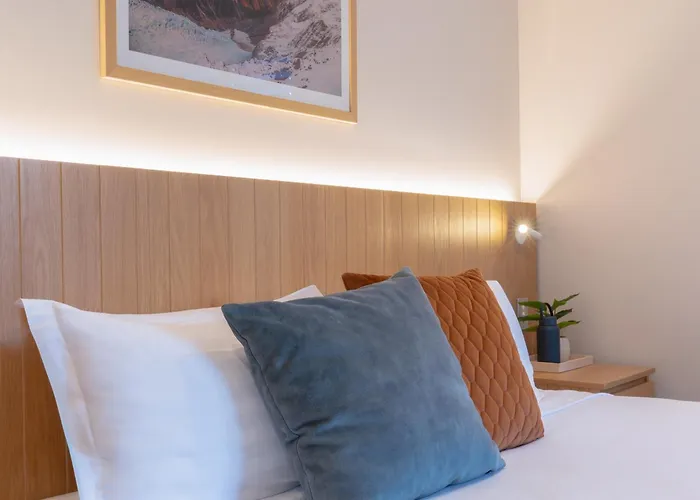 Avani Queenstown Hotel