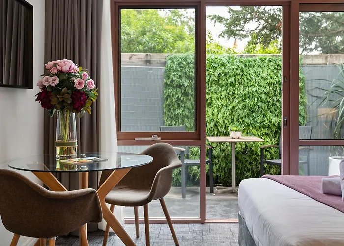 Kimberley Gardens Hotel, Serviced Apartments And Serviced Townhouses