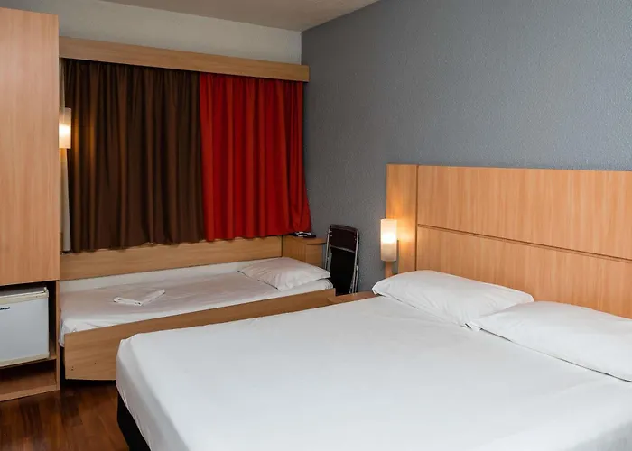 Ibis Blumenau