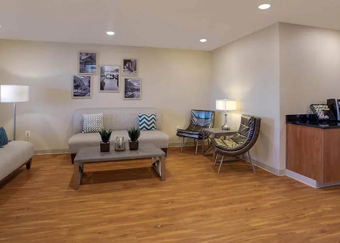 Woodspring Suites Frederick I-70