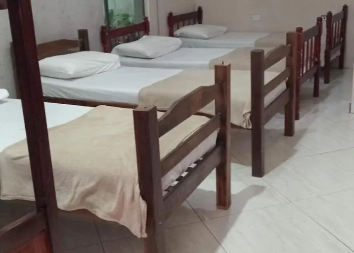 Hostel Suites Masculina e Feminina com Estacionamento